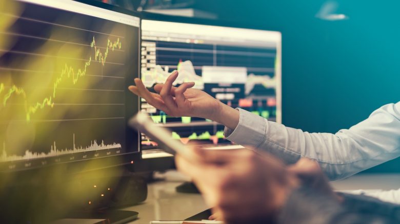 Momentum Investing / Types of Investors